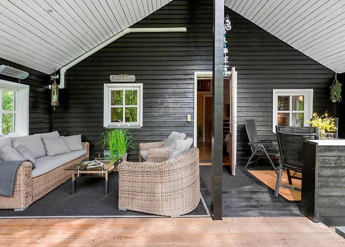 3 Bedroom In *